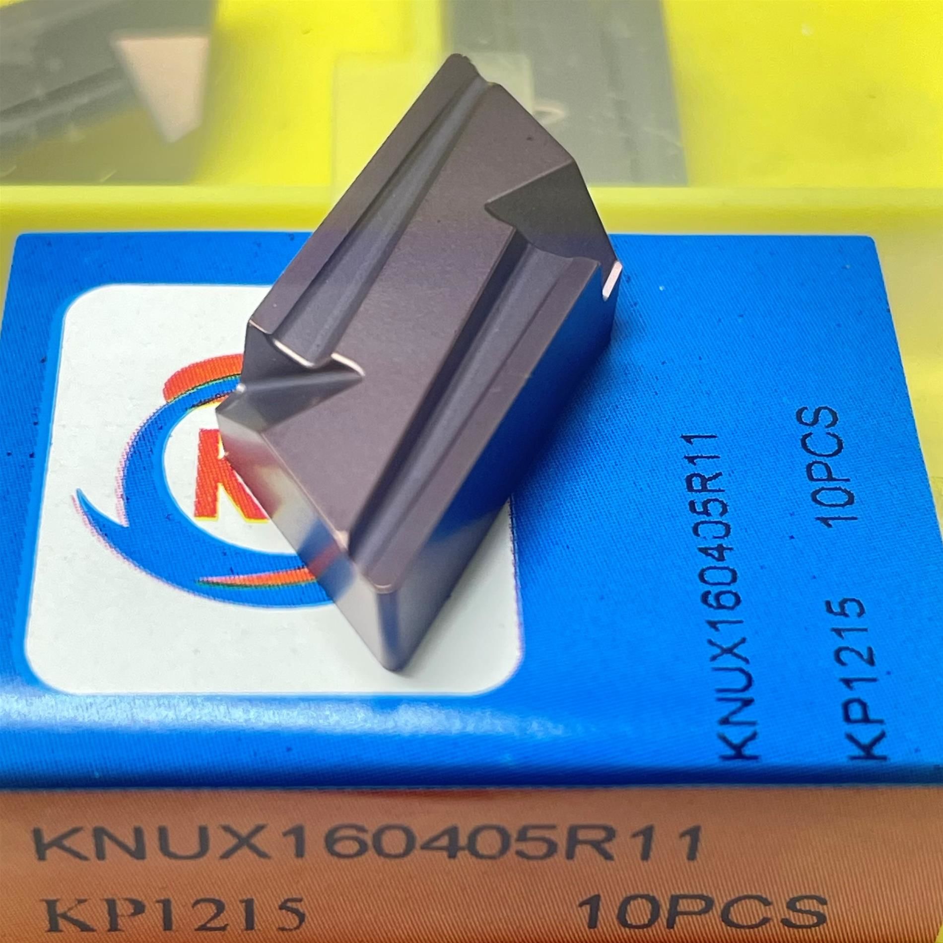 KNUX 160405 R11 KP1215 Elmas Uç